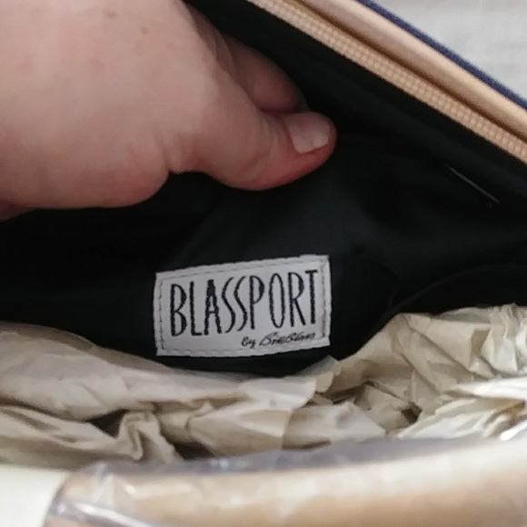 Blassport Purse - Picture 6 of 6